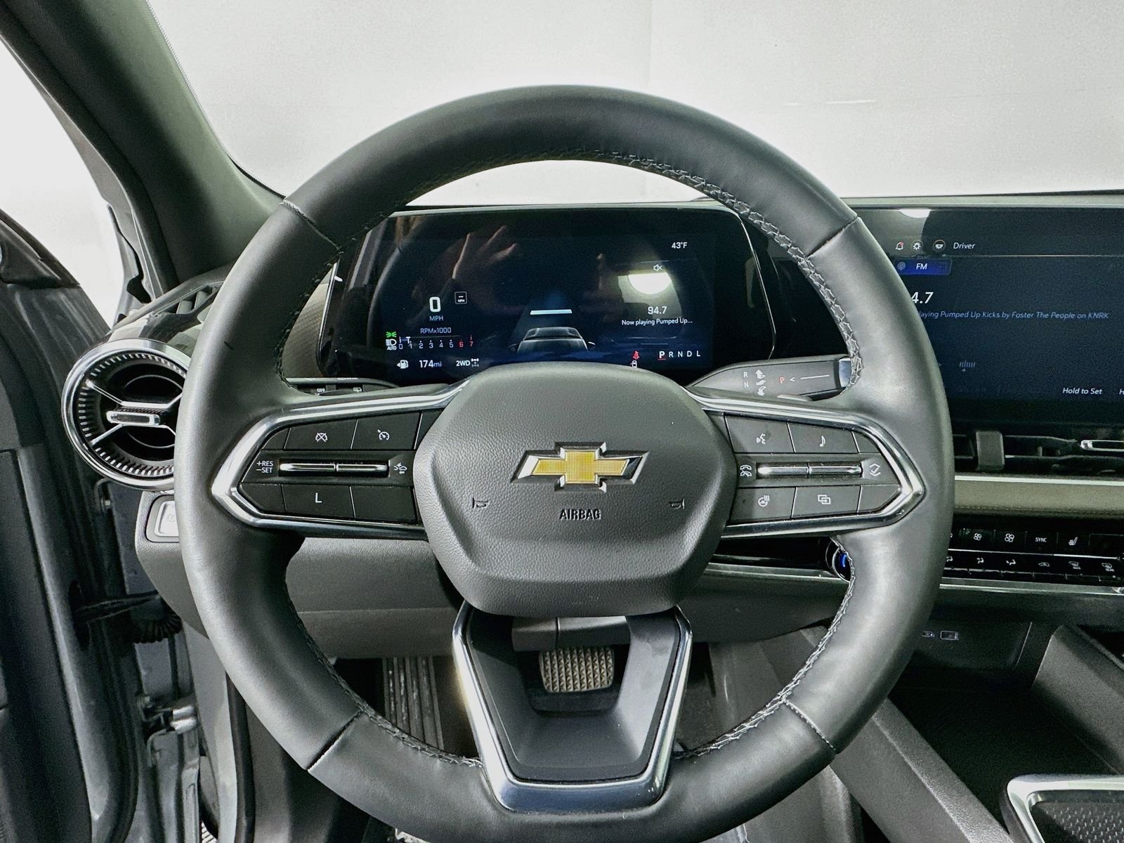Used 2025 Sterling Gray Metallic Chevrolet LT image 12