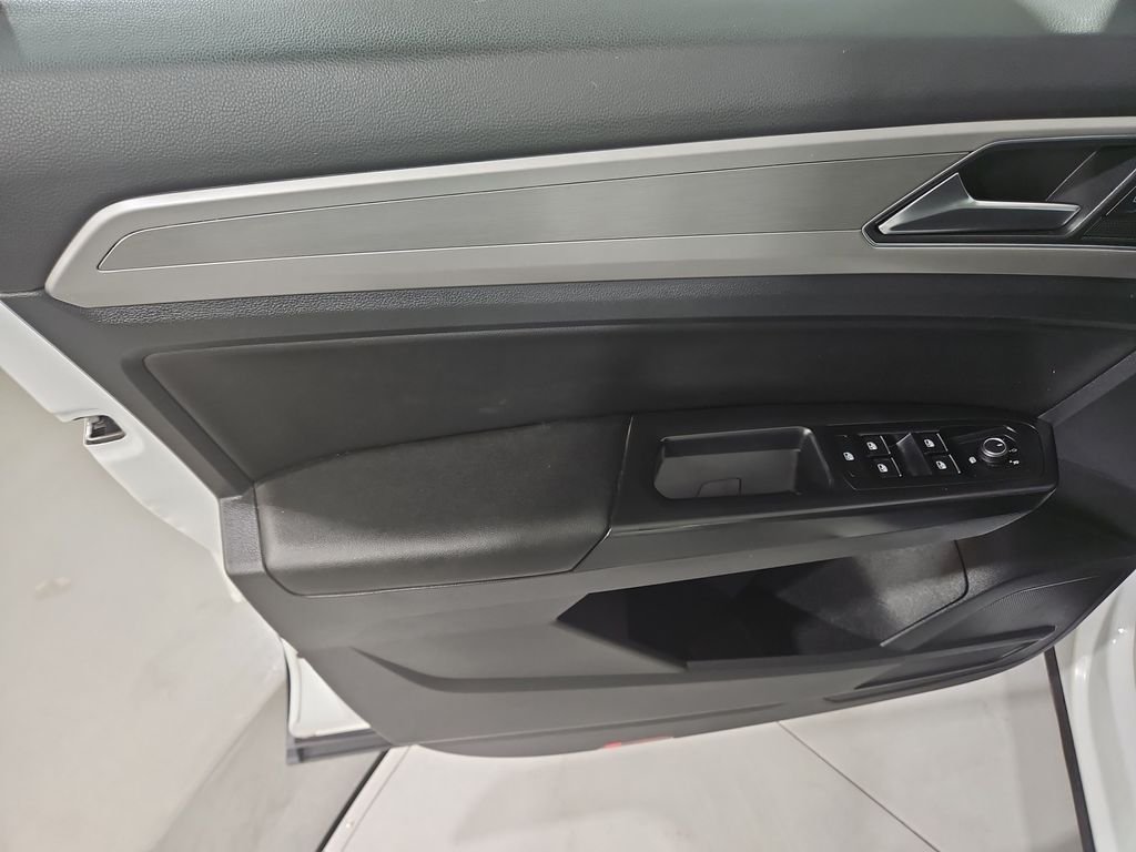 2018 Volkswagen Atlas SE - Photo 11