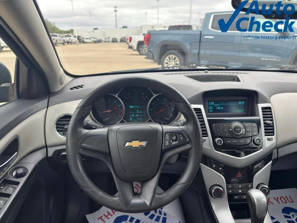 Used 2013 Blue Chevrolet LS image 13
