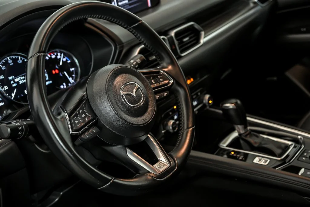 Used 2019 Black Mazda Grand Touring image 17