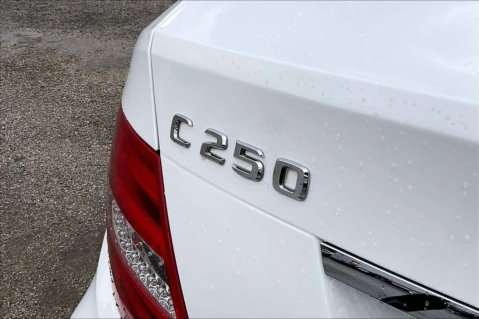 Used 2013 Polar White Mercedes-Benz C 250 Luxury image 9