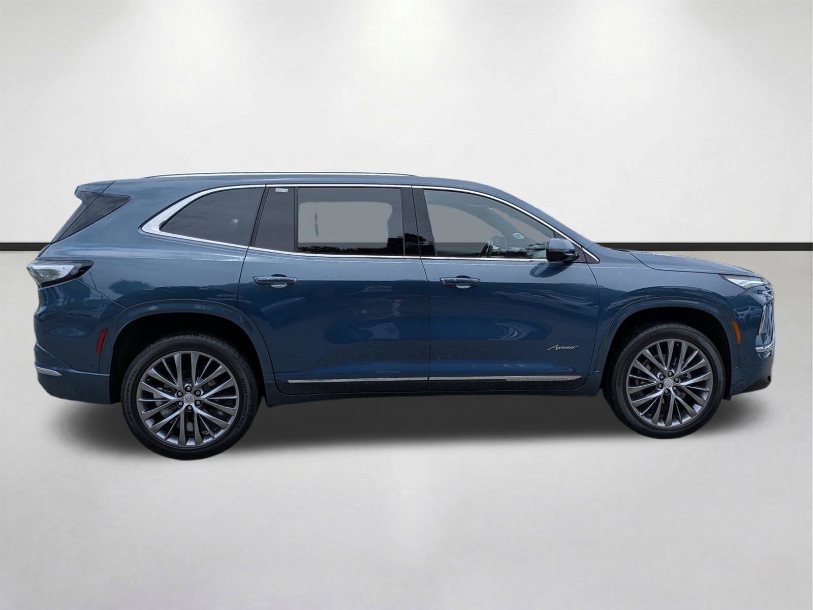 Used 2025 Ocean Blue Metallic Buick9yy9 Avenir image 3