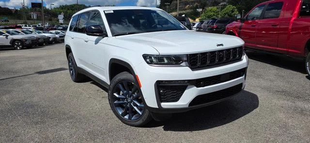 New 2026 White/off-white Jeep Limited image 2