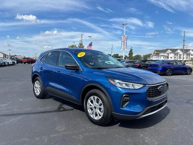 Certified Used 2023 Atlas Blue Metallic Ford Active image 32