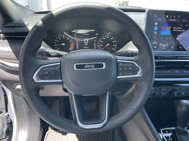 2025 Jeep Compass Trailhawk - Photo 14