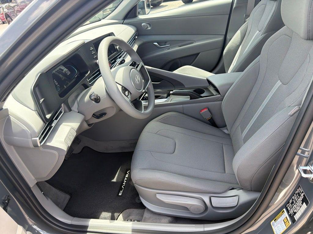 New 2026 Gray Hyundai SE image 11