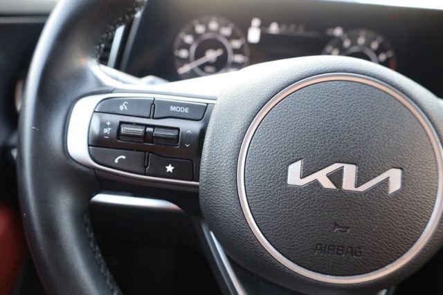 Used 2023 Gray Kia SX image 26