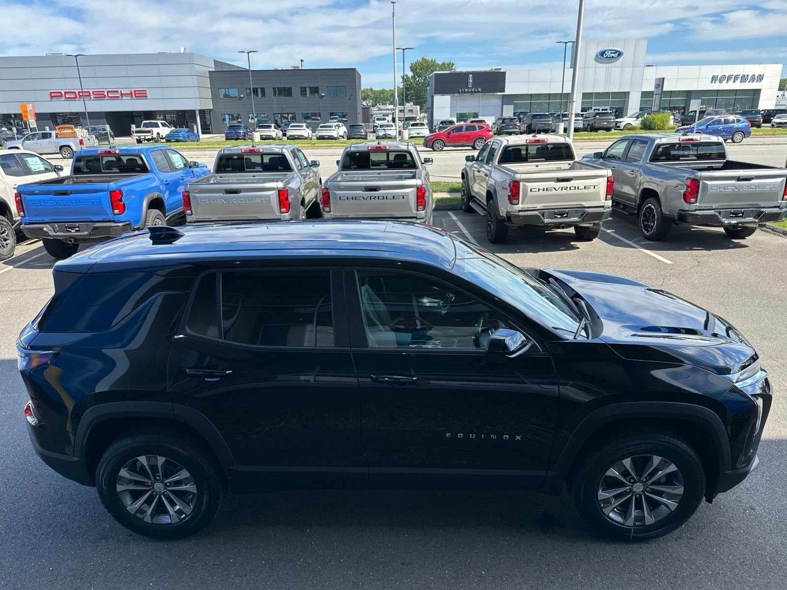 2026 Chevrolet Equinox LT - Photo 4
