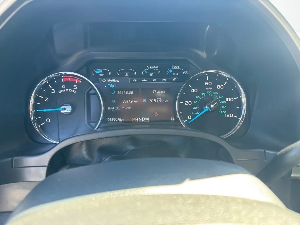 Used 2022 Black Ford Lariat image 30