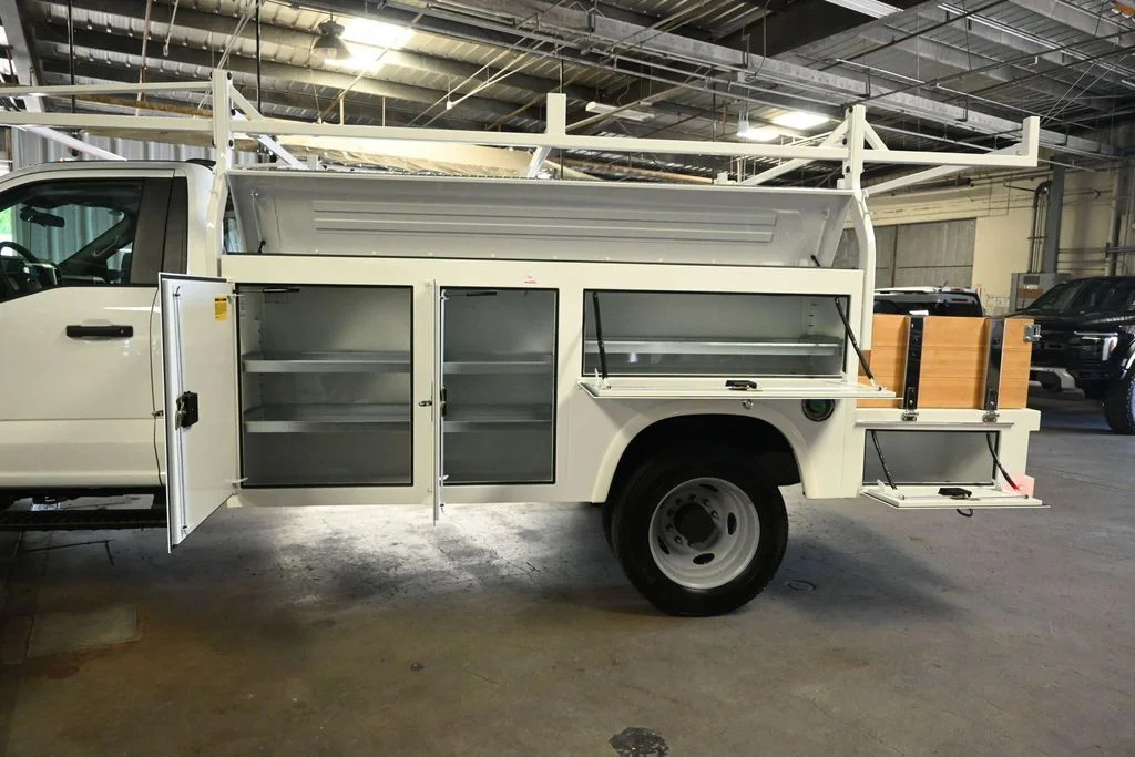 New 2026 Oxford White Ford XL image 24