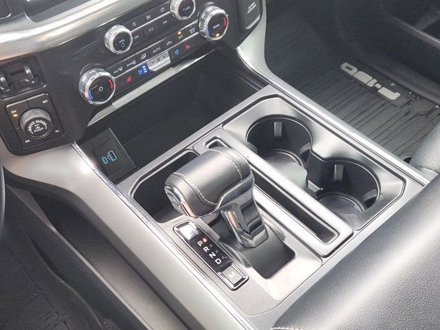 Used 2022 White Ford Lariat image 22