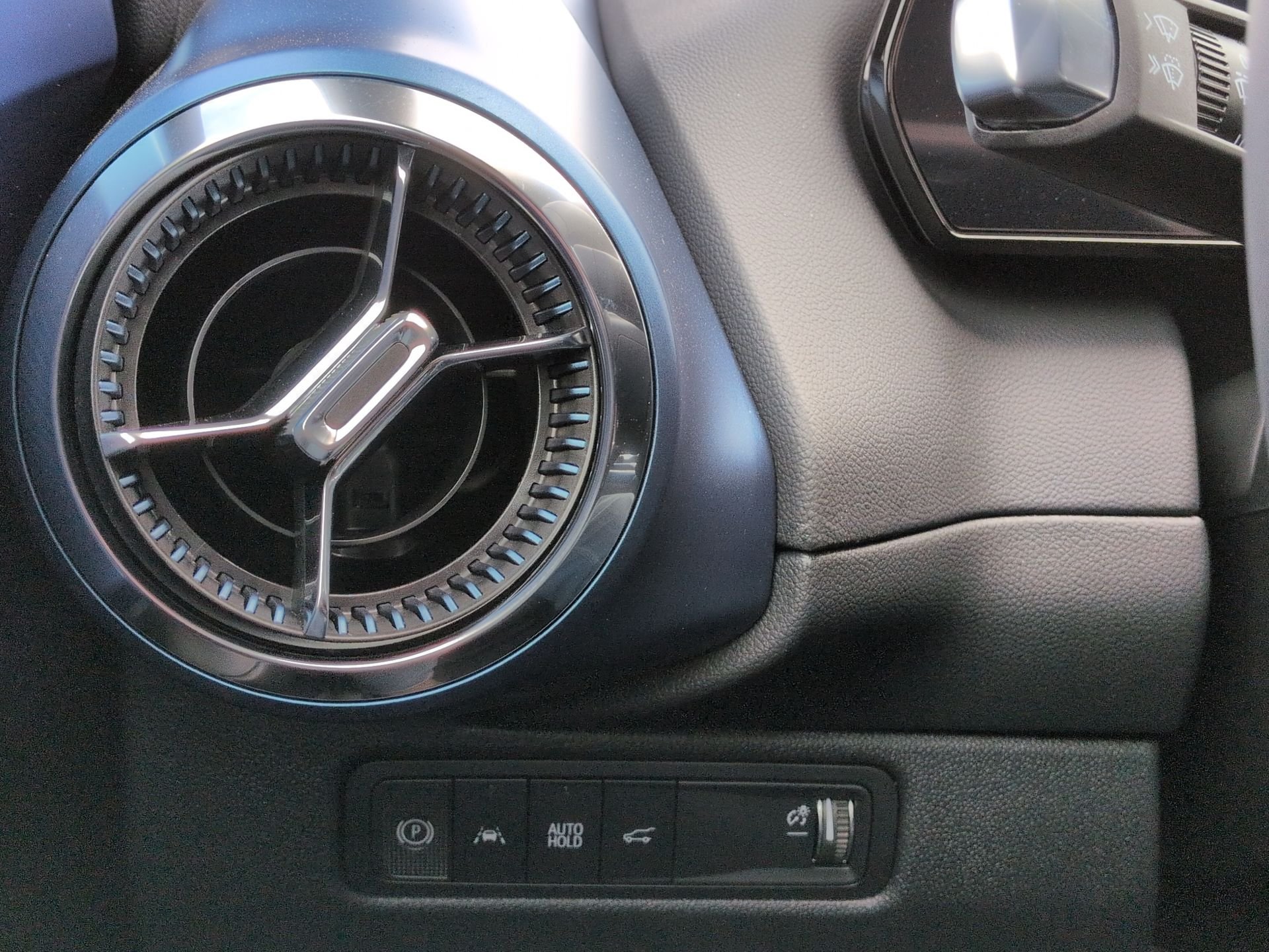 2026 Chevrolet Equinox EV 2LT - Photo 52