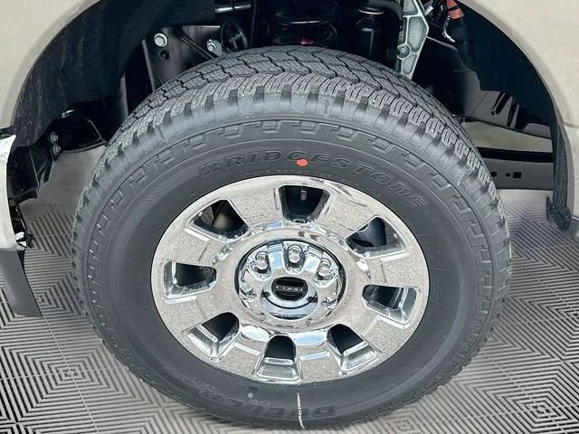 New 2026 Gray Ford Lariat image 20