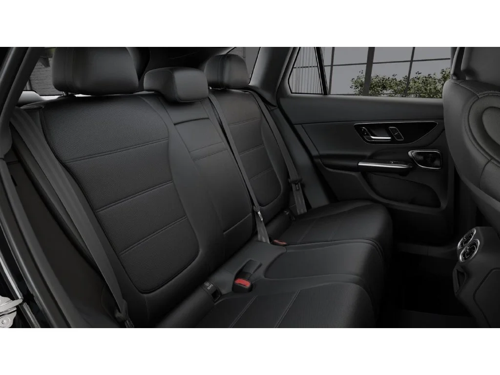 New 2027 Black Mercedes-Benz GLC 300 image 5