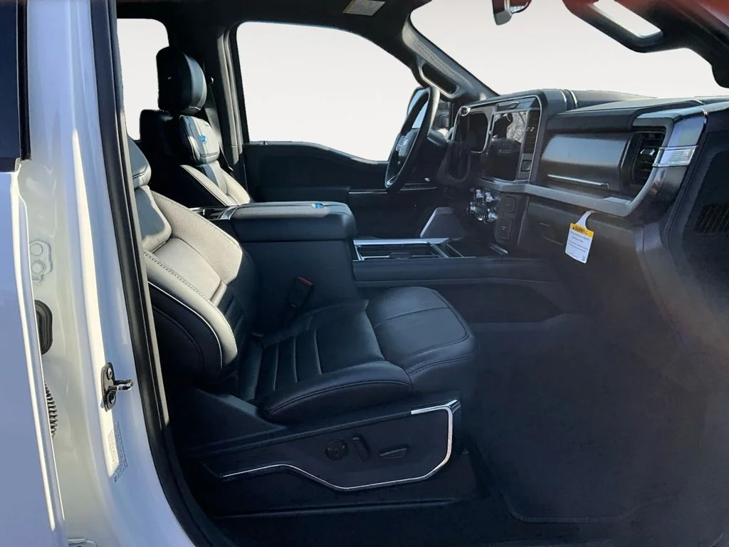New 2026 Star White Metallic Tri-Coat Ford F-350® Platinum® image 10