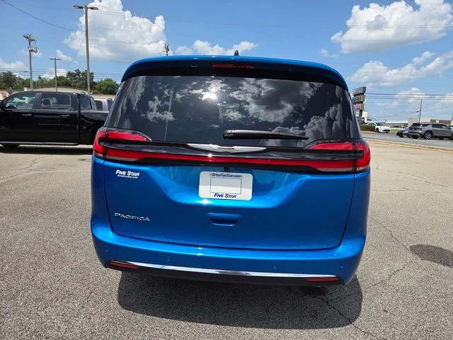 Used 2026 Blue Chrysler Select image 12