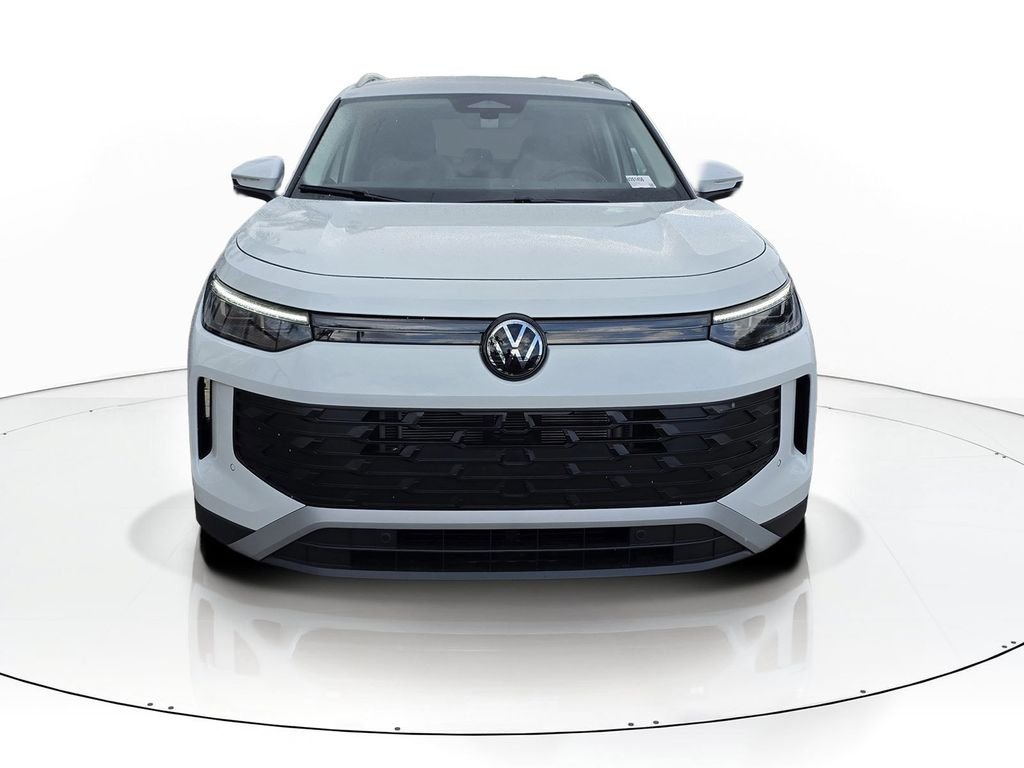 New 2026 White/off-white Volkswagen 2.0T S image 2