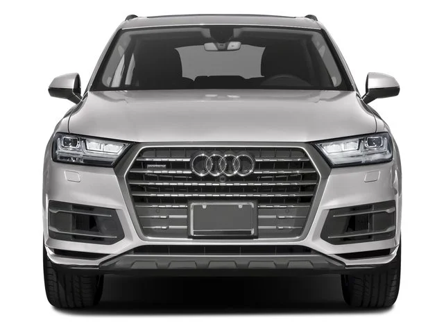Used 2018 White Audi Q7 image 4