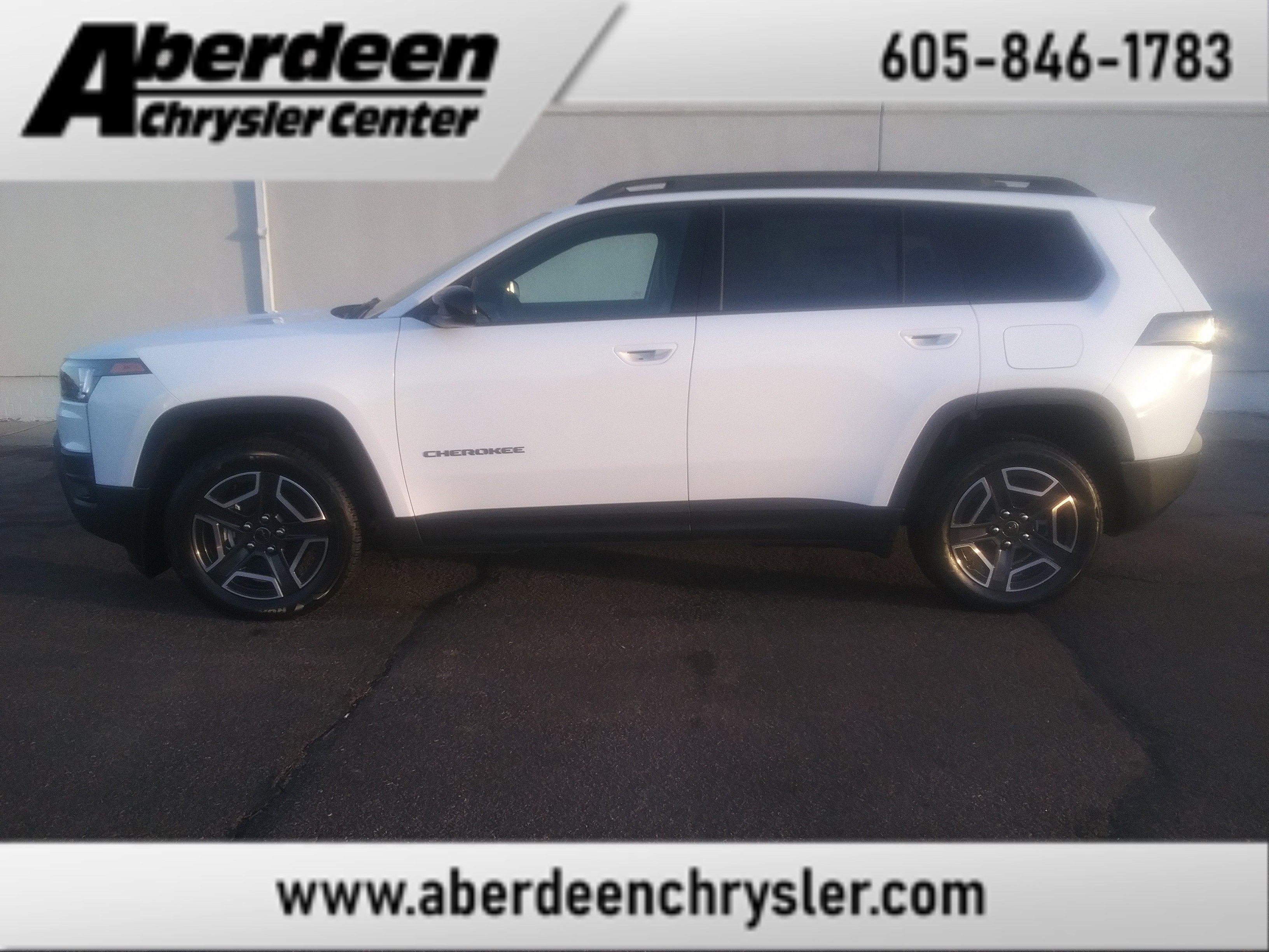 2026 Jeep Cherokee Limited HEV 4X4's photo