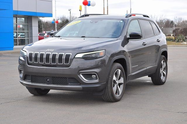 Used 2022 Gray Jeep Limited image 7
