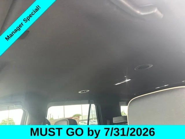 Used 2023 White GMC SLT image 15