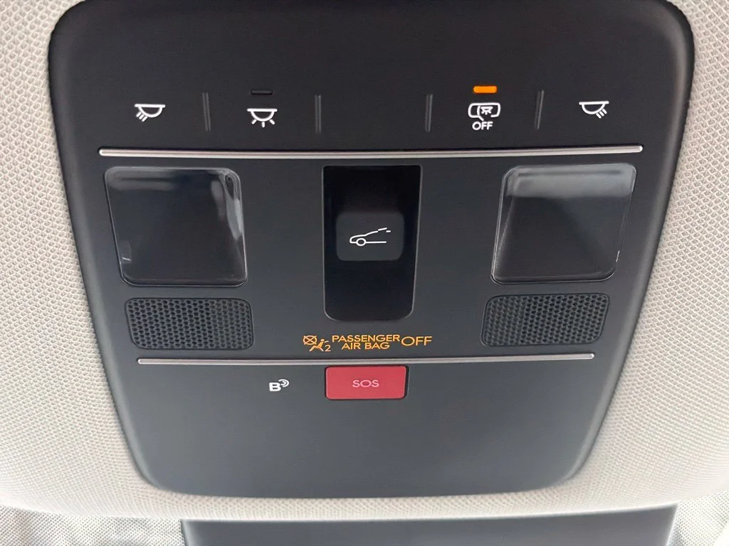 New 2027 Abyss Black Pearl Hyundai Blue SEL Premium image 19