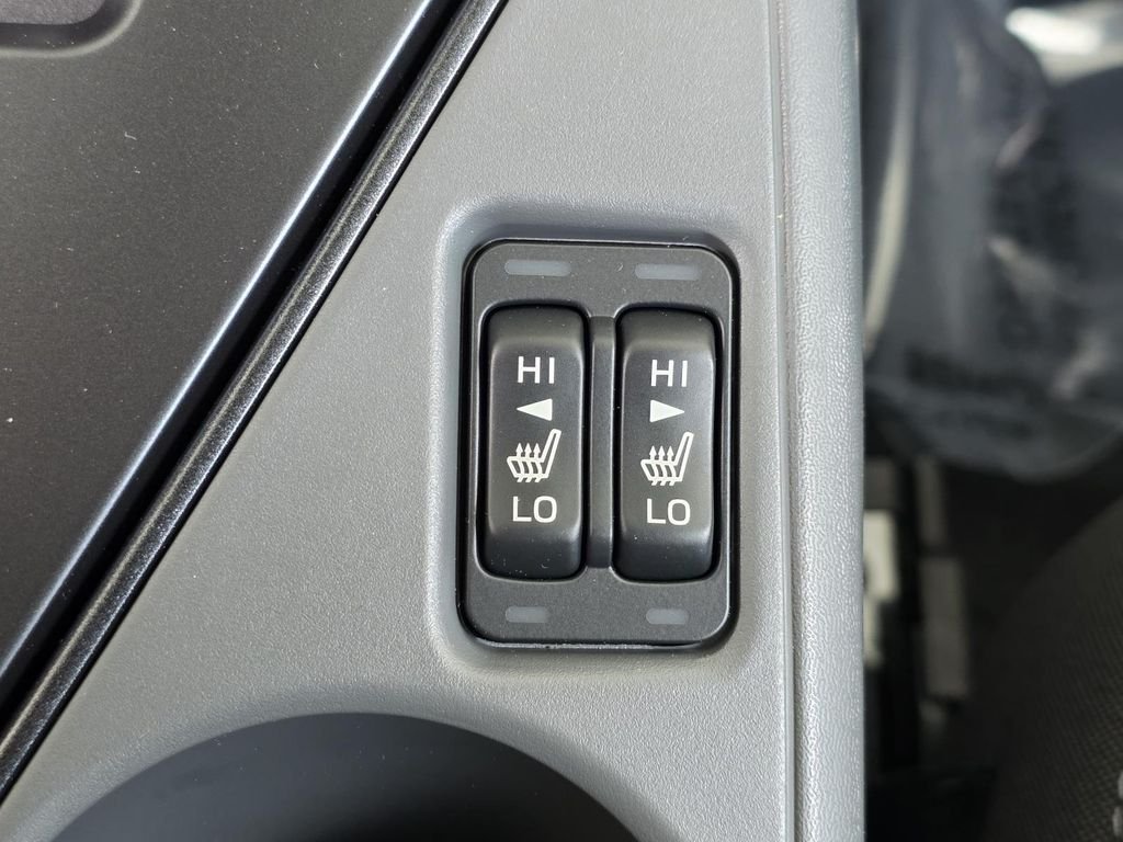 New 2026 CRYSTAL WHITE PEARL Subaru Premium image 23