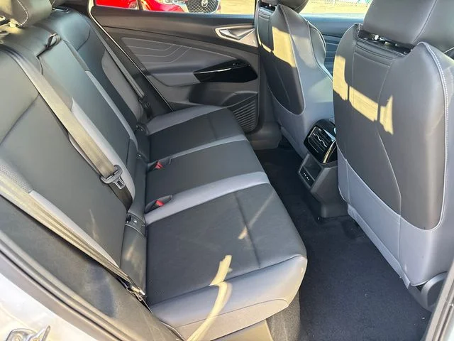 2026 Volkswagen ID.4 PRO S - Photo 23