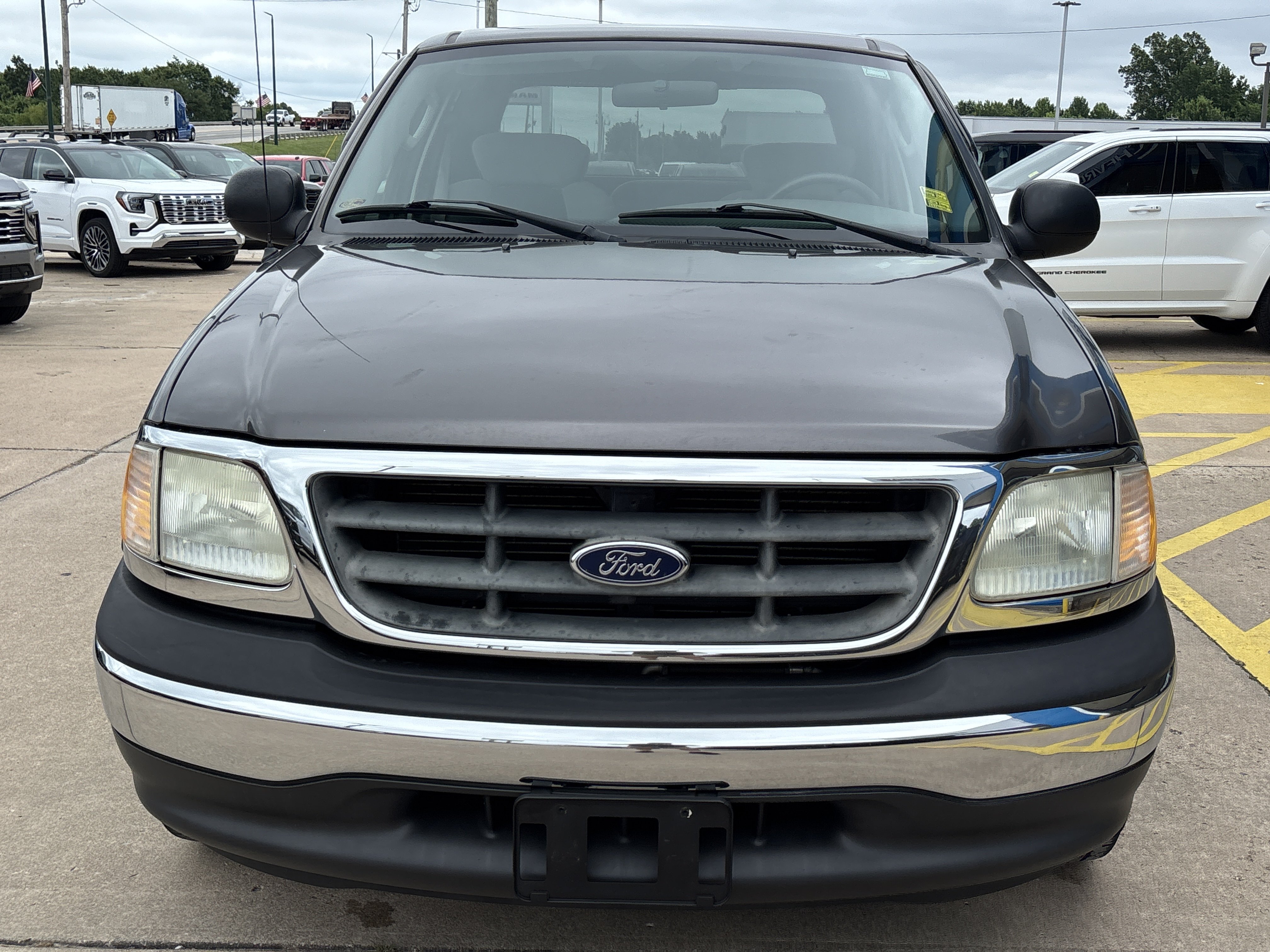 Used 2003 Gray Ford XLT image 10
