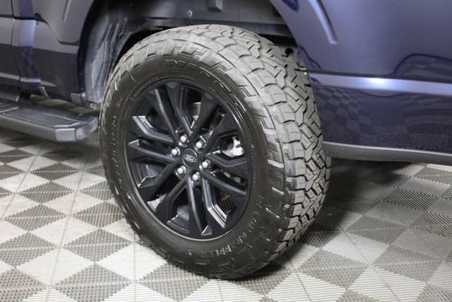 Used 2024 Blue Ford LARIAT image 14