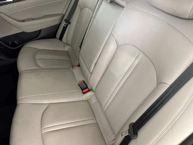 Used 2019 Silver Hyundai Limited image 27