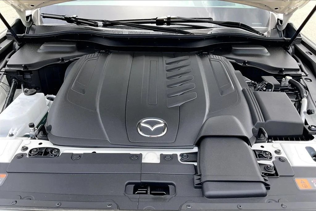 New 2026 Rhodium White Premium Mazda 3.3 Turbo S Premium AWD image 11