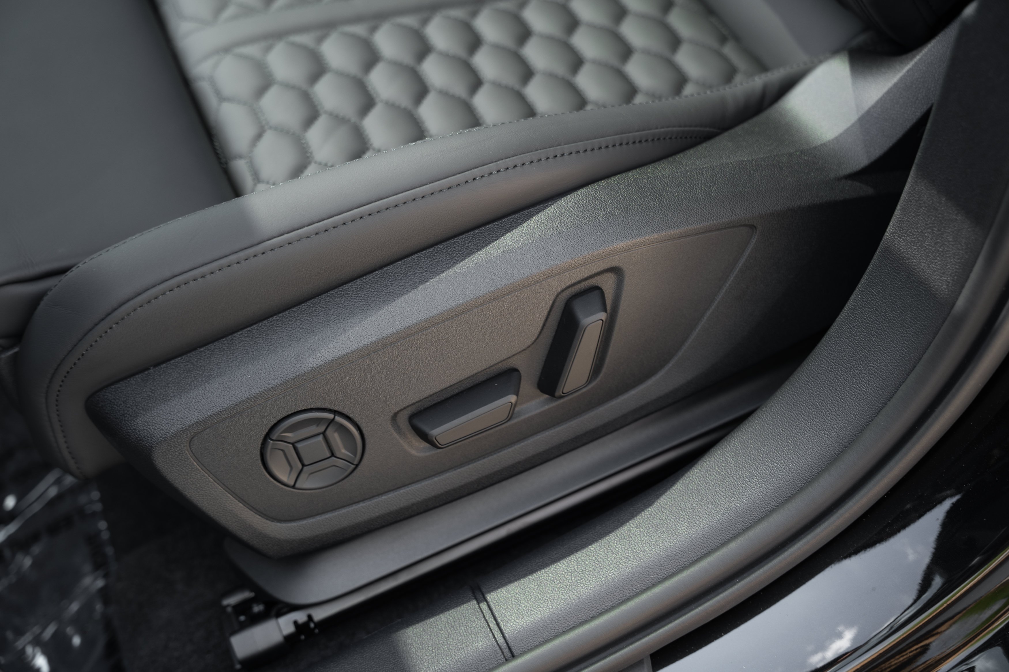 New 2026 Mythos Audi 2.5T image 24