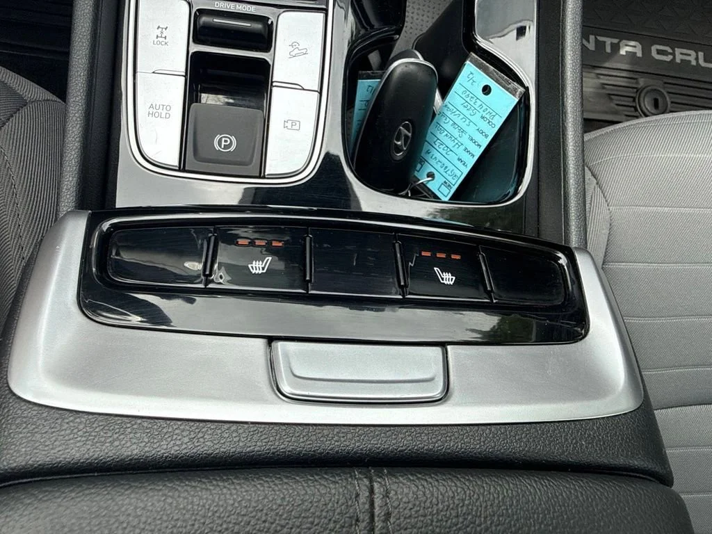 Used 2023  Hyundai SEL Premium image 23