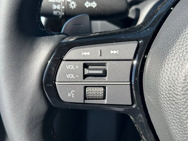 Certified Used 2025 Platinum White Pearl Acura AWD image 29