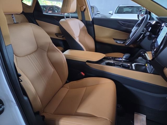 New 2026 Ultra White Lexus PREMIUM image 32