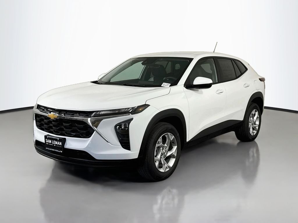 2026 Chevrolet Trax LS - Photo 3