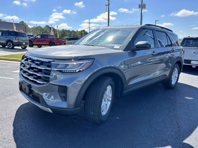 New 2026 Carbonized Gray Metallic Ford Active image 13