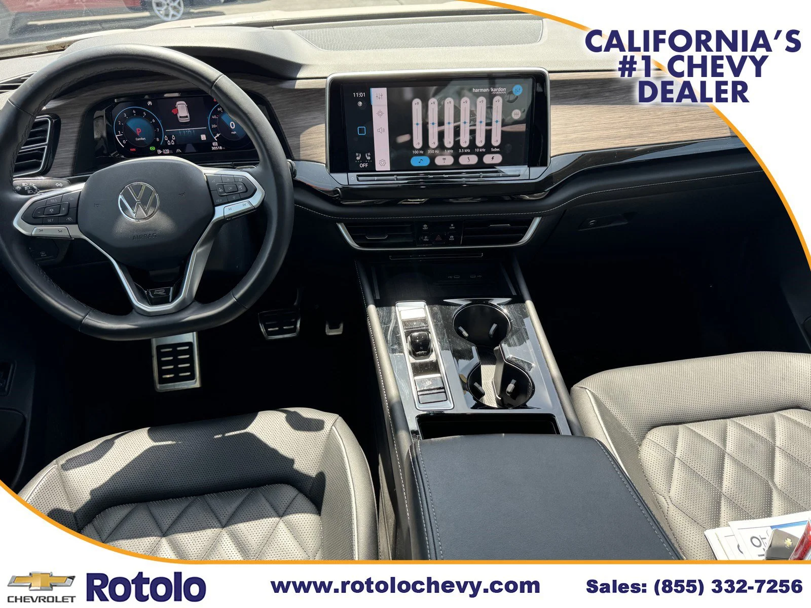 Used 2025 White Volkswagen 2.0T SEL Premium R-Line image 17