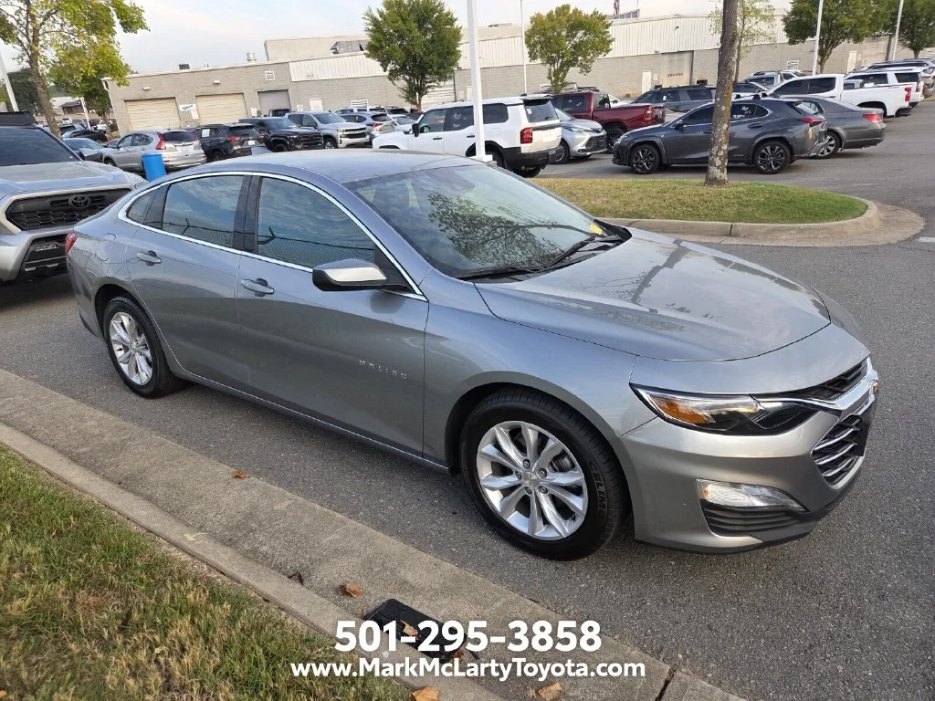 Used 2023 Gray Chevrolet LT image 2