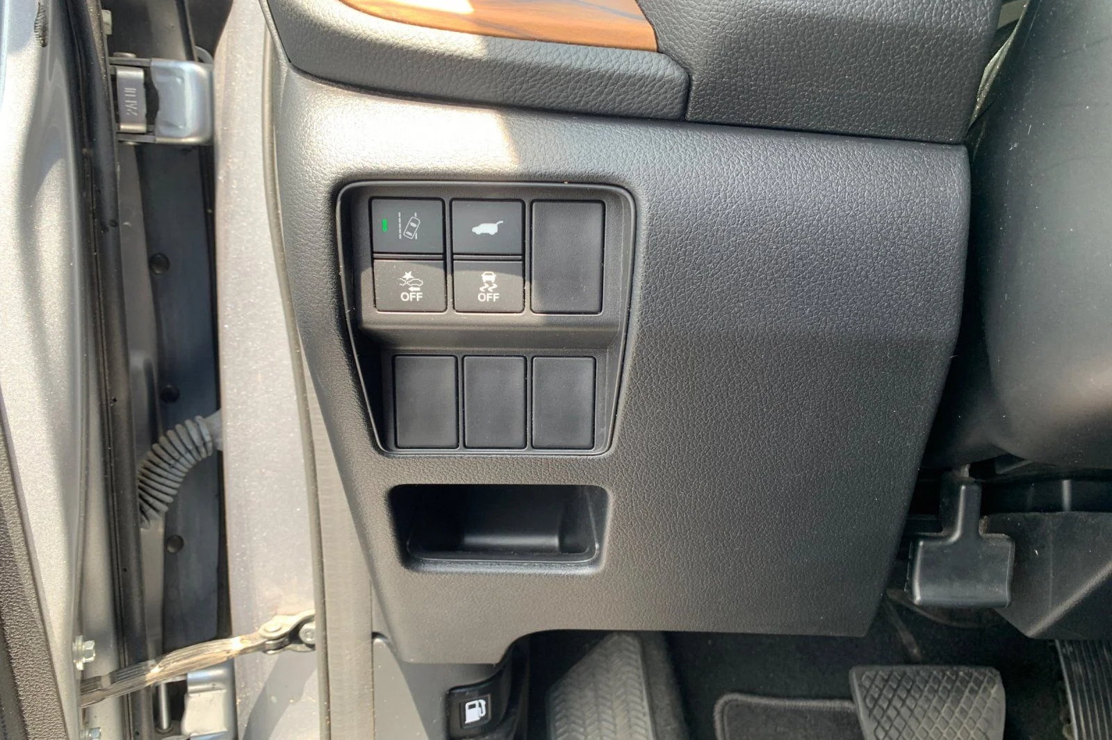 Used 2022 Silver Honda EX-L image 33