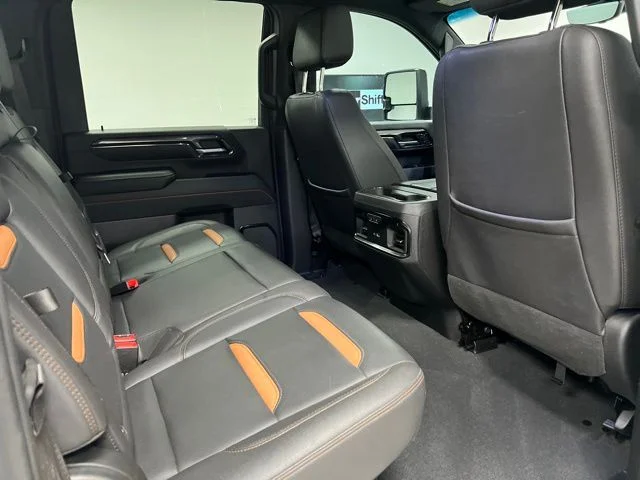 Used 2024 White GMC AT4 image 47