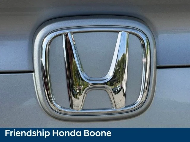 Used 2018 Silver Honda EX image 11