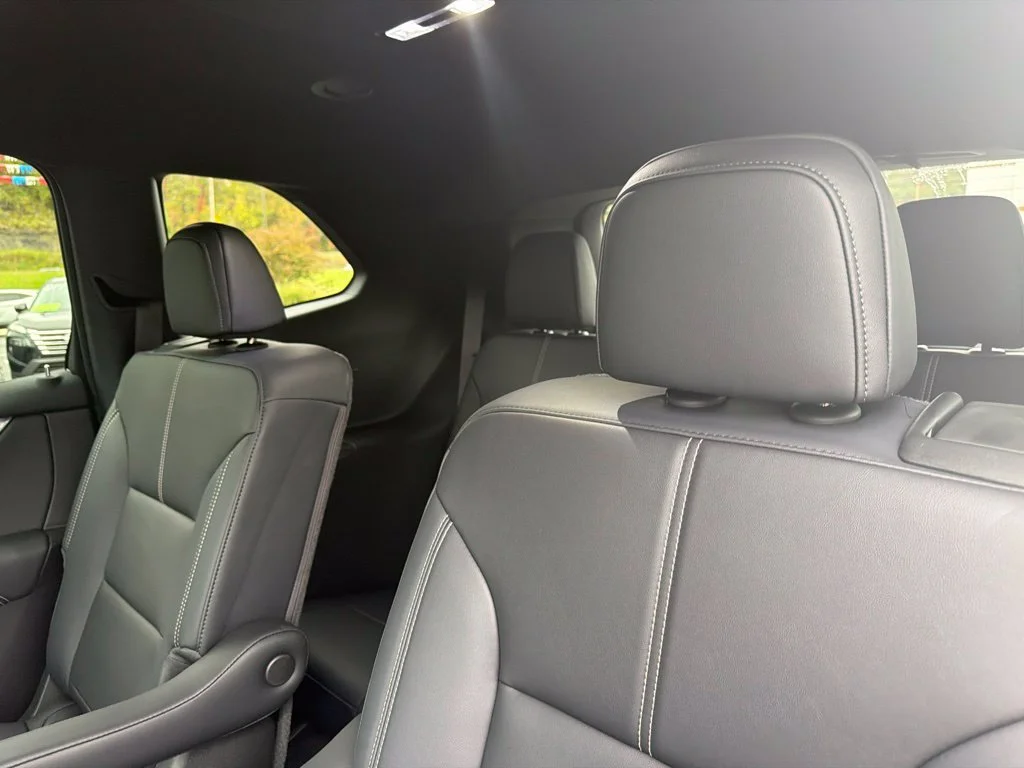 2027 GMC Acadia Elevation - Photo 21