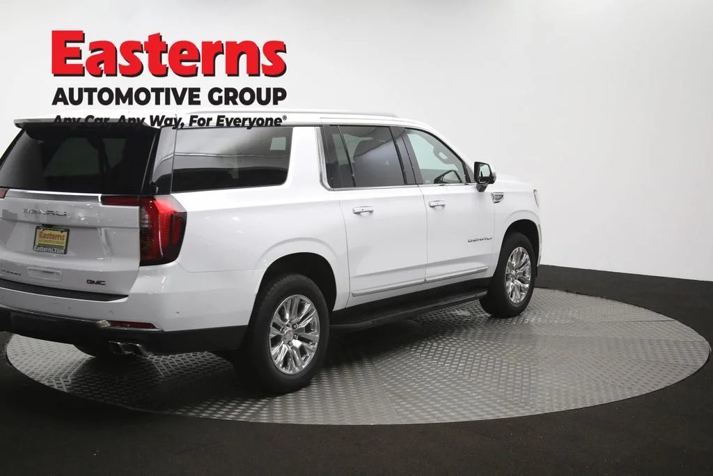 Used 2025 White GMC Denali image 47