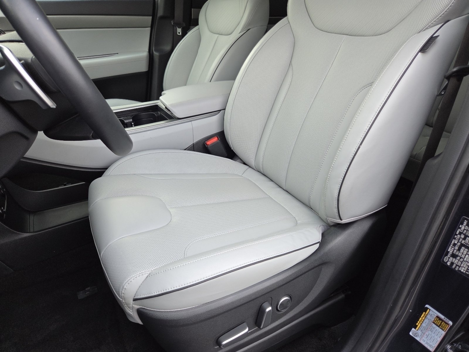 Used 2024 Moonlight Hyundai SEL image 28
