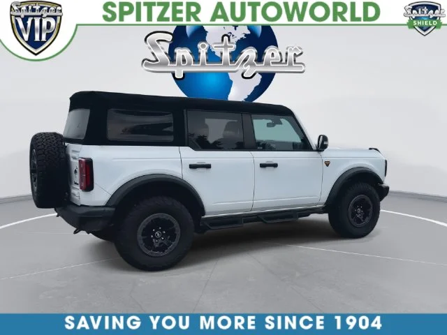 Used 2023 White Ford Badlands image 16