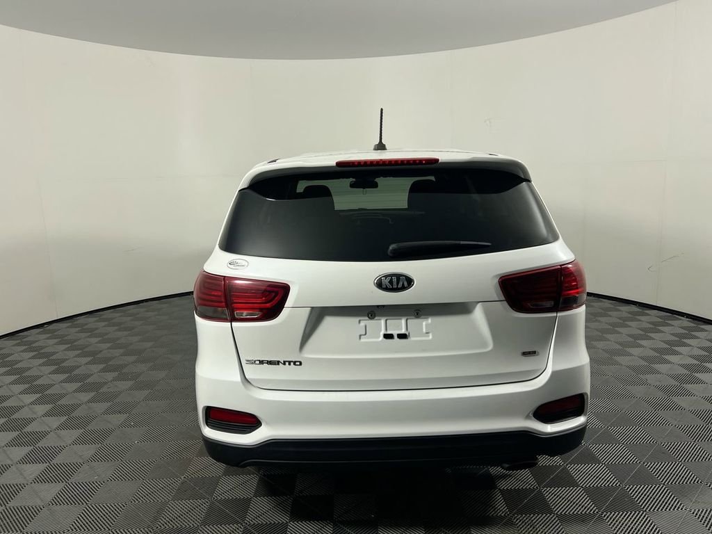 Used 2019 White Kia LX image 4