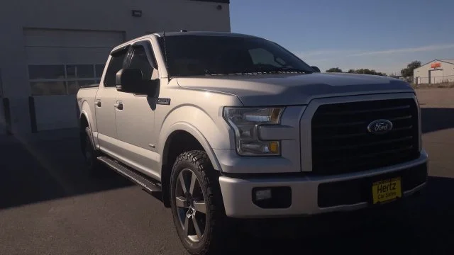 Used 2016 Silver Ford XLT image 4