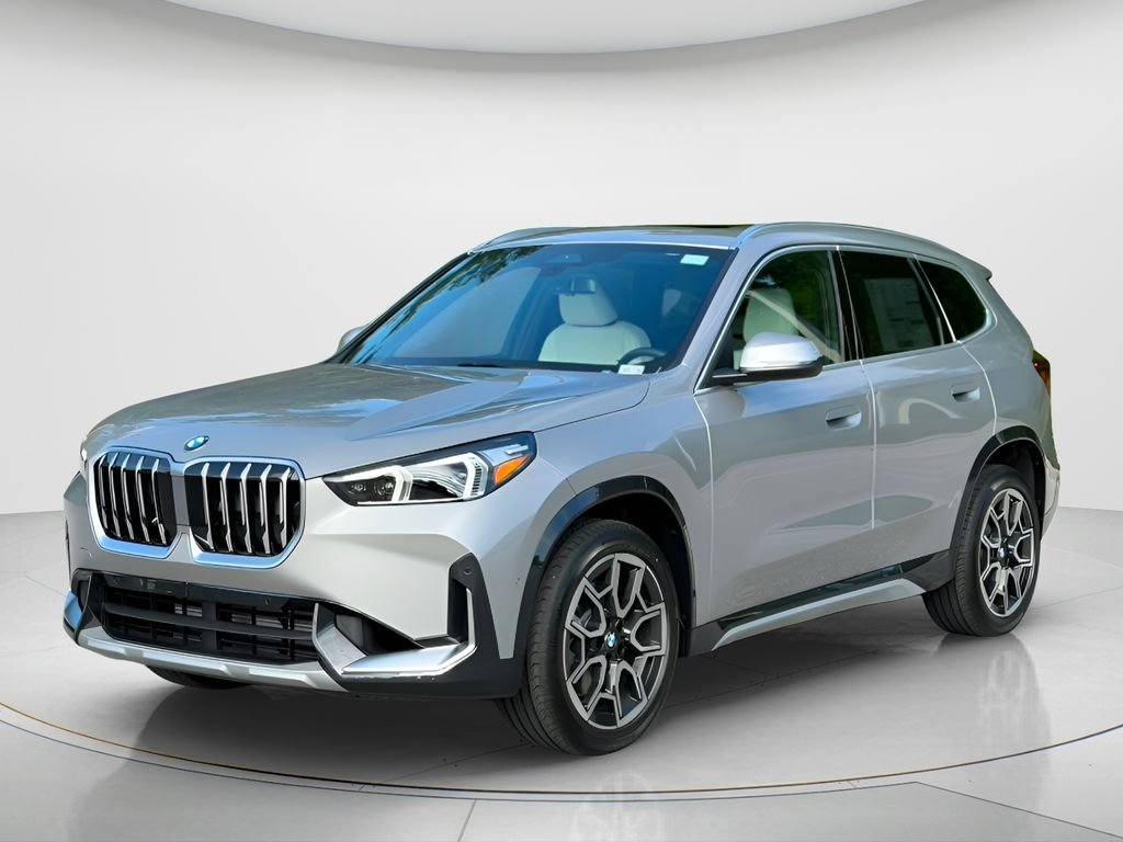 New 2026 Space Silver Metallic BMW xDrive28i image 1